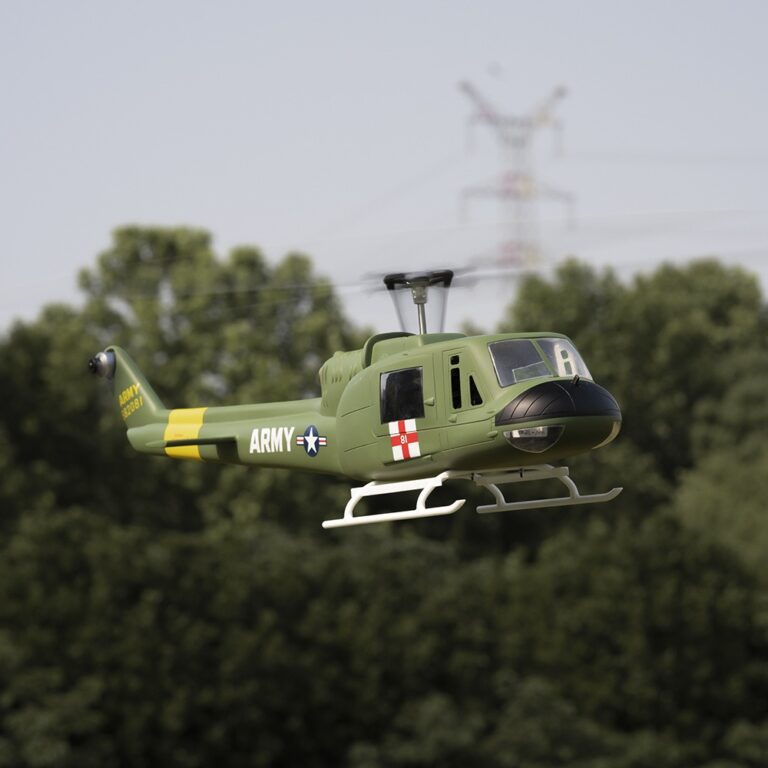 FlyWing UH-1 V4 Huey RC Hubschrauber 470 mit 6CH 3D GPS BLDC und H1 ...